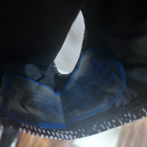 NWT Calvin Klein One Piece Swimsuit Size 6 - Picture 9 of 10